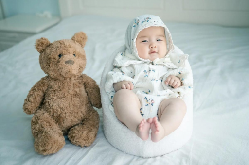 阿克苏宝宝大便红色 阿克苏宝宝大便红色